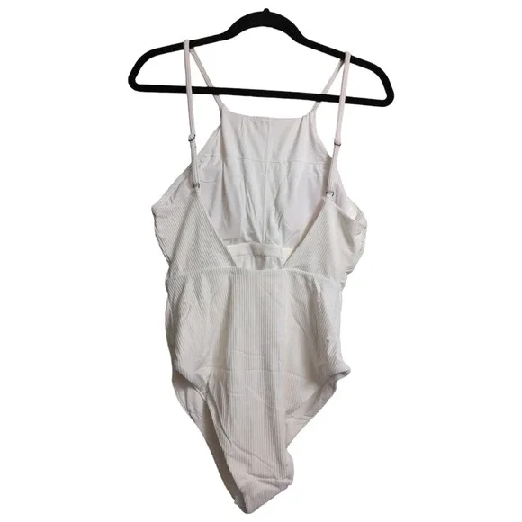 Andie Asbury Ribbed One Piece Coco High Neck Low Back Adjustable M New - Picture 4 of 10